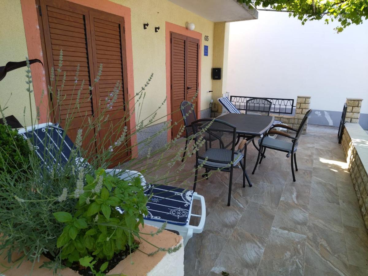 Apartmani Katarina Barbat na Rabu Exteriér fotografie