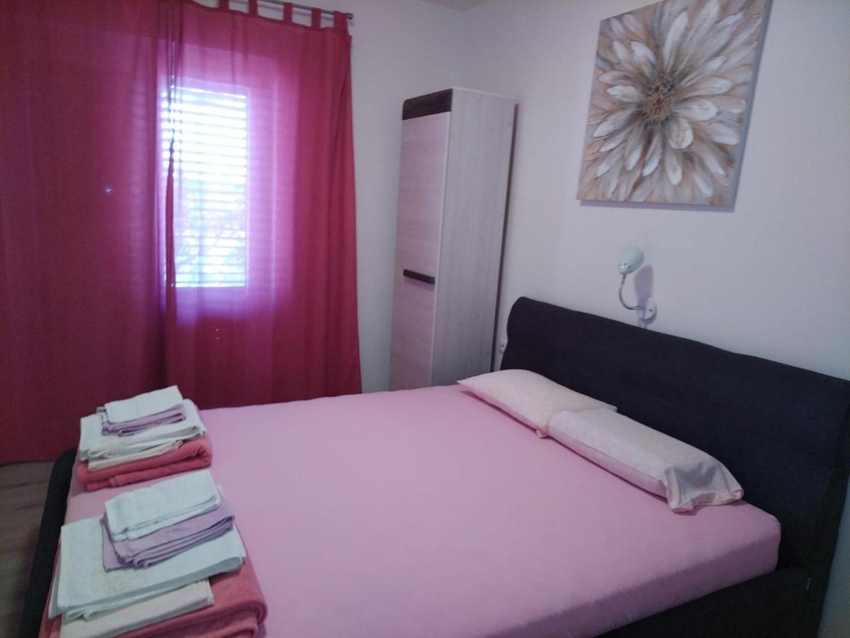 Apartmani Katarina Barbat na Rabu Exteriér fotografie