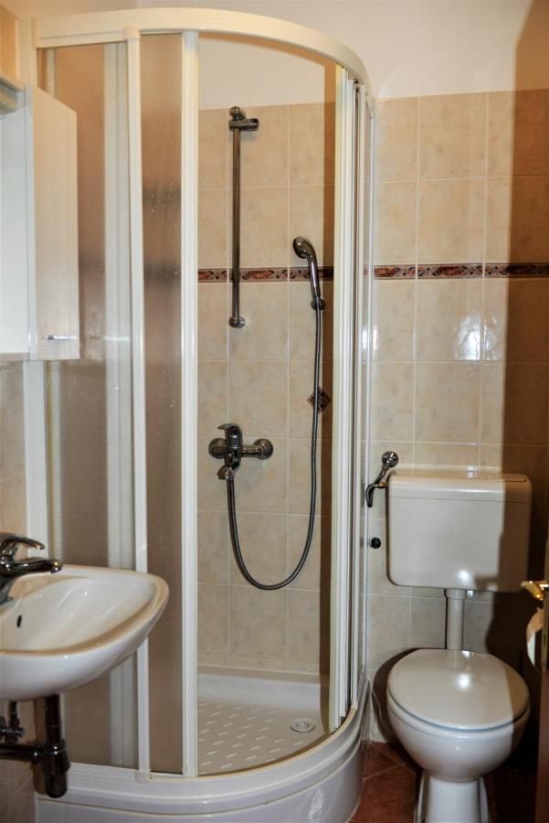 Apartmani Katarina Barbat na Rabu Exteriér fotografie